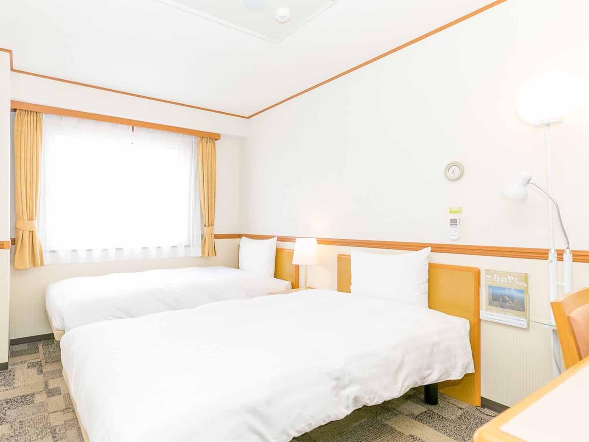 Toyoko Inn Tokyo Eki Shin Ohashi Mae Kültér fotó